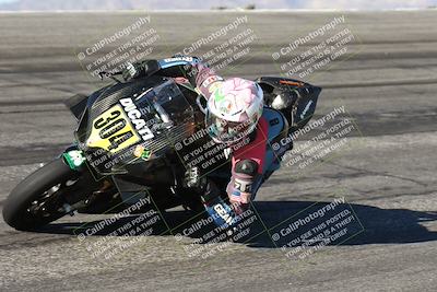 media/Jan-16-2026-CVMA Friday Practice (Fri) [[6f2bf47531]]/5-Racer 4-Trackday1/Session 2 (Bowl)/